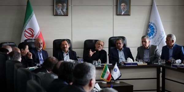 Tak Akan Tunduk pada Tekanan AS, Presiden Iran: Perang Ekonomi Tak Akan Mengalahkan Kami