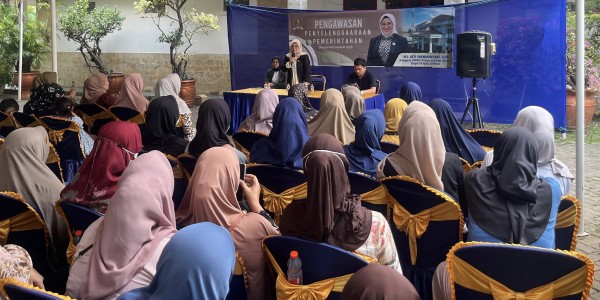 Siqom Apresiasi Semangat Gotong Royong Warga Desa Srimukti