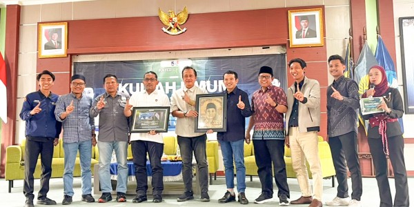 Mitigasi Penyalahgunaan Narkoba, IKA FEB UNESA dan BEM FEB UNESA Gelar Kuliah Umum
