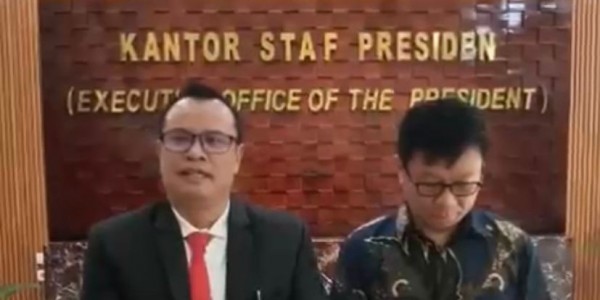 Penasihat Hukum Berikan Bukti Izin 15 Kontainer Milik PT PMM ke Kantor KSP