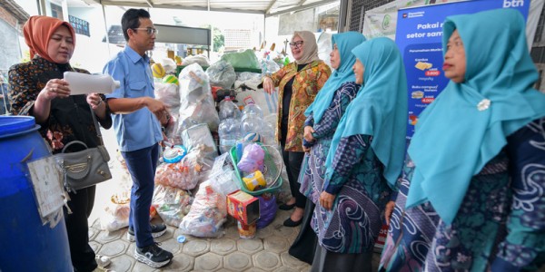 BTN Gandeng Bank Sampah Kurangi Emisi Rumah