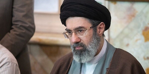 Ayatollah Khamenei Setujui Pengampunan 2.000 Narapidana Iran
