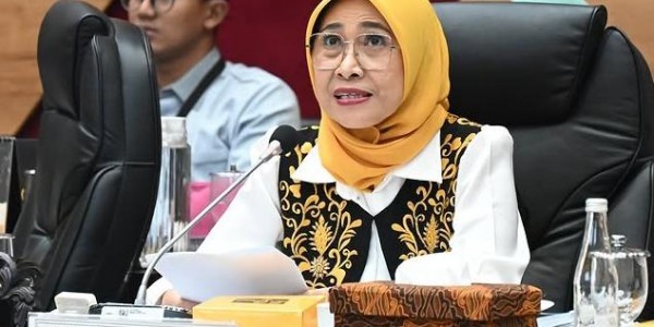 Komisi X DPR Soroti Penurunan Maba PTS di Daerah: Perlu Mendapat Perhatian