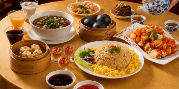 Sambut Festival Perahu Naga, Lan Hua Chinese Restaurant Malang Hadirkan Dragon Boat Family Set