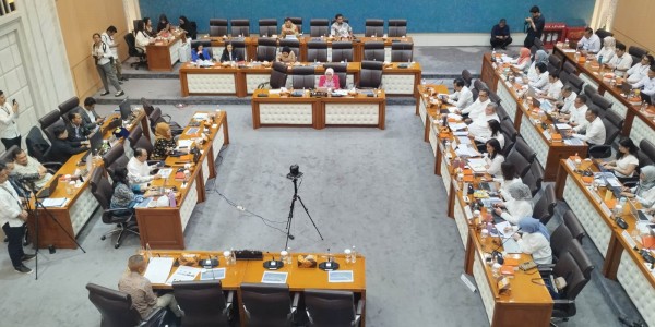 Kunjungan Wisatawan Mancanegara Jauh Tertinggal di ASEAN, DPR Soroti Kinerja Kemenpar