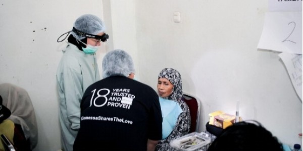 Damessa Gelar Aksi Sosial 18 Tahun Pelayanan Perawatan Gigi
