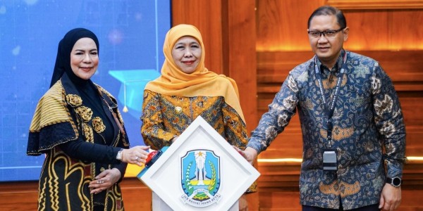 Gubernur Khofifah Luncurkan 143 Ribu Kuota Beasiswa untuk Pelajar dan Mahasiswa Swasta se-Jatim