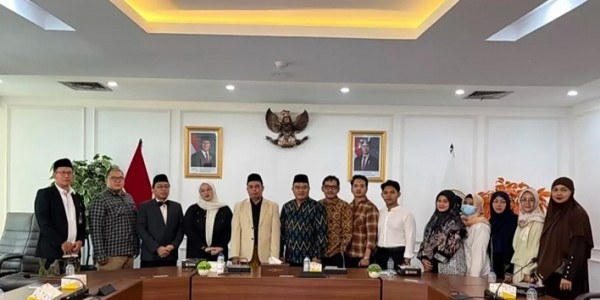 Kemenhaj Terima 72 Aduan Travel Umrah Bermasalah, 19 Kasus Berhasil Dimediasi