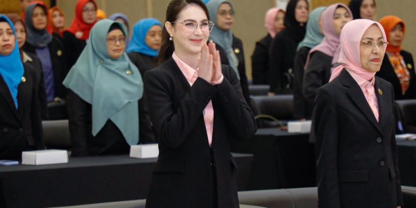 Arumi Bachsin Terpilih Lagi sebagai Ketua Perwosi Jatim 2026-2030