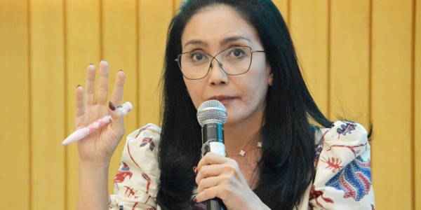 Dr. Rieke Diah Pitaloka: Jangan Biarkan Teror Psikologis Membunuh Penjaga Kehidupan