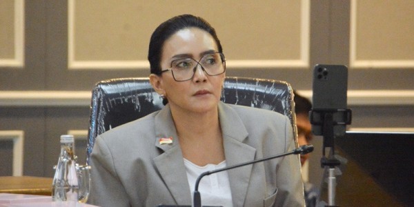 Rieke: Pembangunan Desa Tidak Boleh Mengorbankan Transparansi dan Akuntabilitas