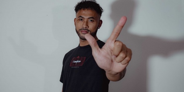 Resmi! Persija Rekrut Kiper Aqil Savik Eks Binaan Persib, Jadi Rekrutan Kedua Shin Tae-yong