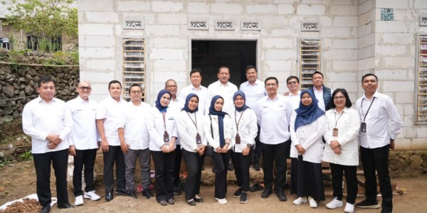 Danantara Dukung Penguatan Ekonomi Kerakyatan, Tinjau Langsung Pemberdayaan Nasabah PNM di Mojokerto