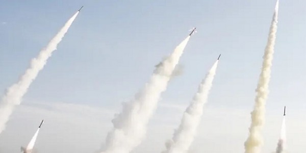 IRGC Serang Pangkalan Militer AS di Yordania dan Klaim Hancurkan Drone dan Helikopter AS