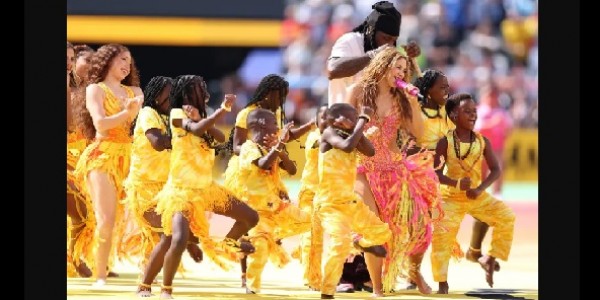 Shakira Angkat Kisah Inspiratif Ghetto Kids Lewat Penampilan Spesial di Konser