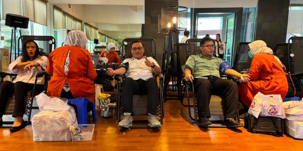 Rayakan Anniversary ke-18, Java Paragon Ajak Karyawan Berbagi Lewat Donor Darah