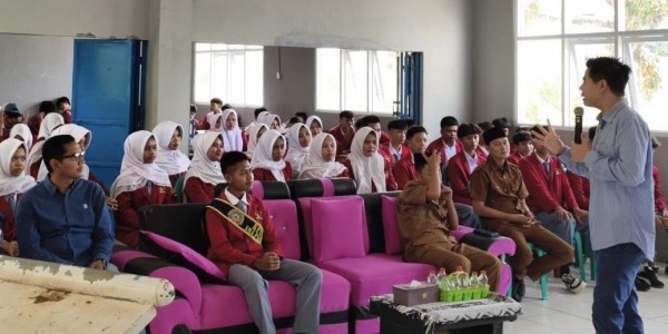 M. Rizky Ajak Gen Z Gunakan Hak Politik Secara Cerdas dan Bertanggung Jawab