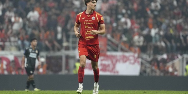 Persija Jakarta Pinjamkan Mauro Ziljstra ke Arema FC untuk Musim 2026/2027