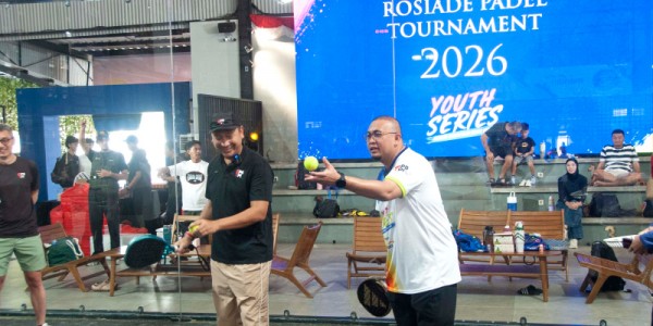 Andre Rosiade Buka Kejuaraan Rosiade Padel Tournament Youth Series 2026