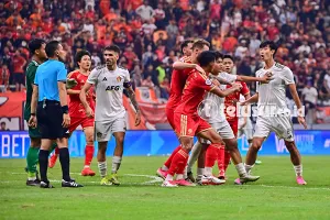 FOTO: Epic Comeback Persija Atas Persik di JIS