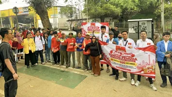 Semangat Sumpah Pemuda, BEM Kristiani Seluruh Indonesia Bagikan 500 Paket Sembako