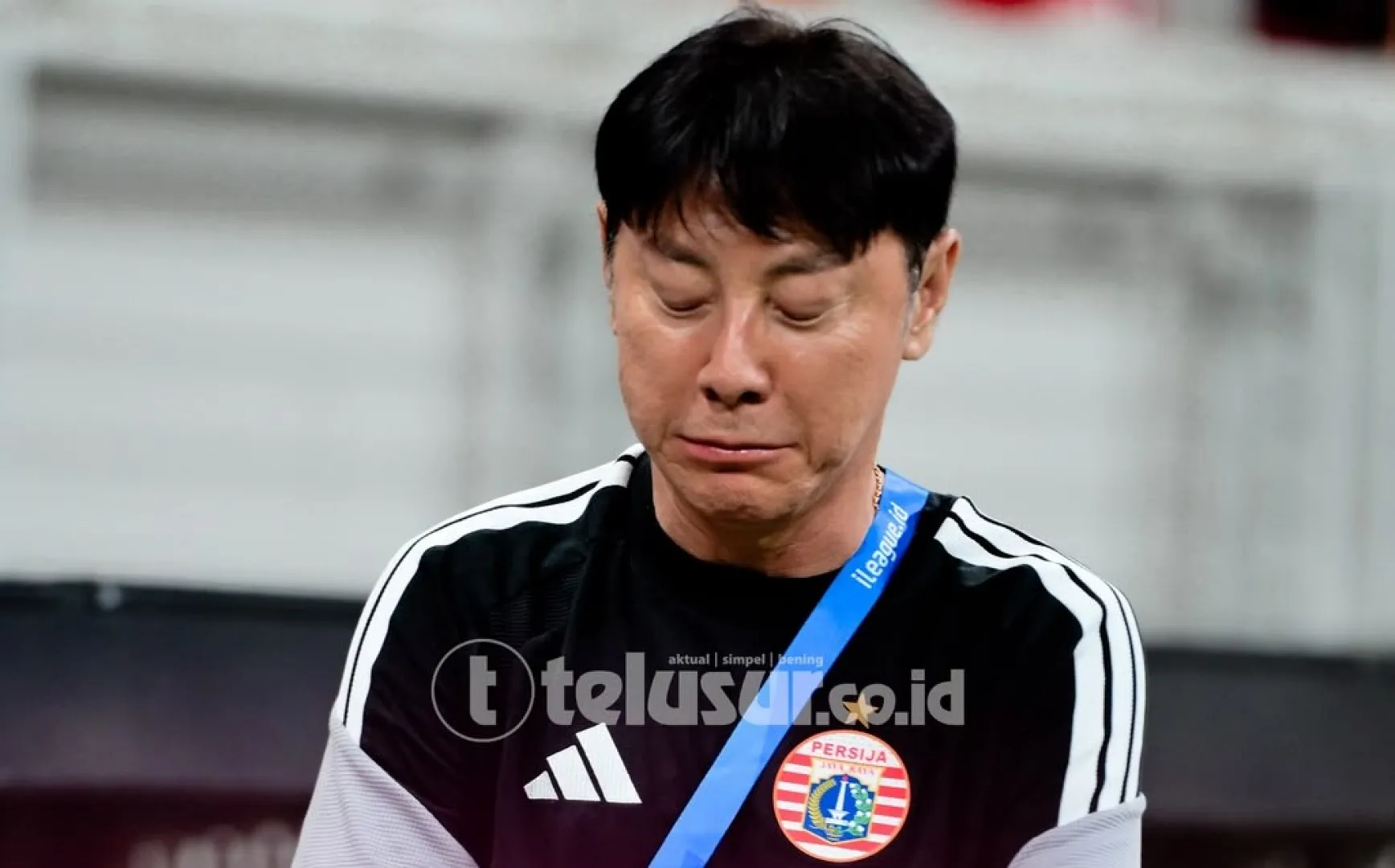 Shin Tae-yong Pasrah Persija Terusir dari SUGBK, Singgung Kondisi Lapangan JIS
