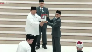 Prabowo Hadiri Syukuran Satu Abad Gontor, Kiai Hasan Ungkap Rasa Nyaman hingga Sejarah Pondok