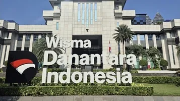 Rating Danantara Terikat Pemerintah, Fitch Pertahankan BBB dengan Outlook Negatif