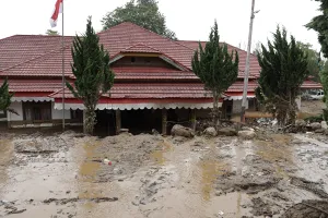 PU Percepat Pemulihan 14 Bangunan Perkantoran di Solok yang Terdampak Banjir Bandang 