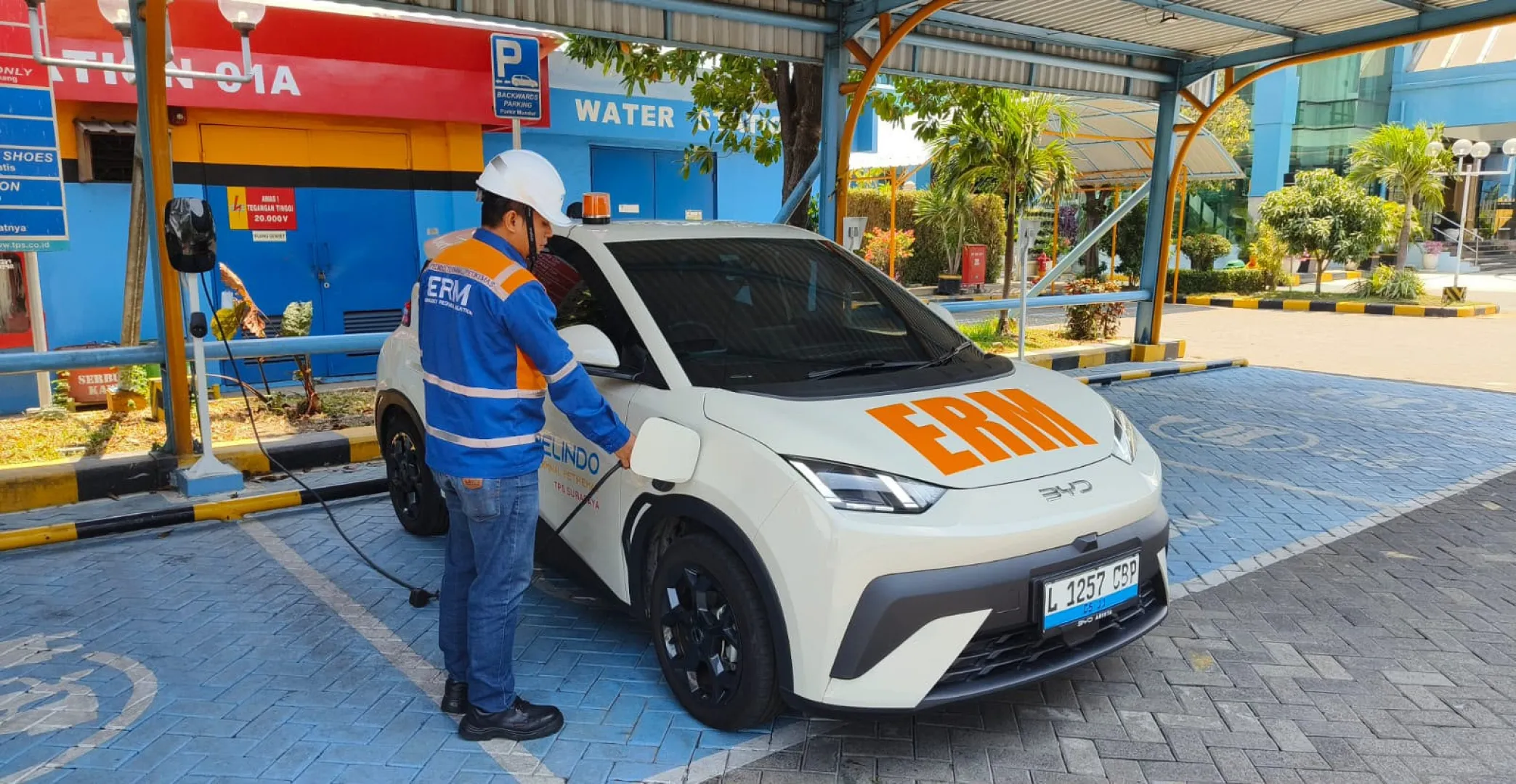 TPS Konversi 25 Kendaraan Operasional Jadi Listrik, Tekan Biaya hingga 60 Persen