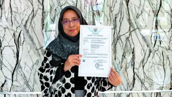 Inovasi dan Dedikasi untuk Lansia, Alumni Magister Keperawatan UNAIR Iis Noventi Raih Berbagai Prestasi Nasional