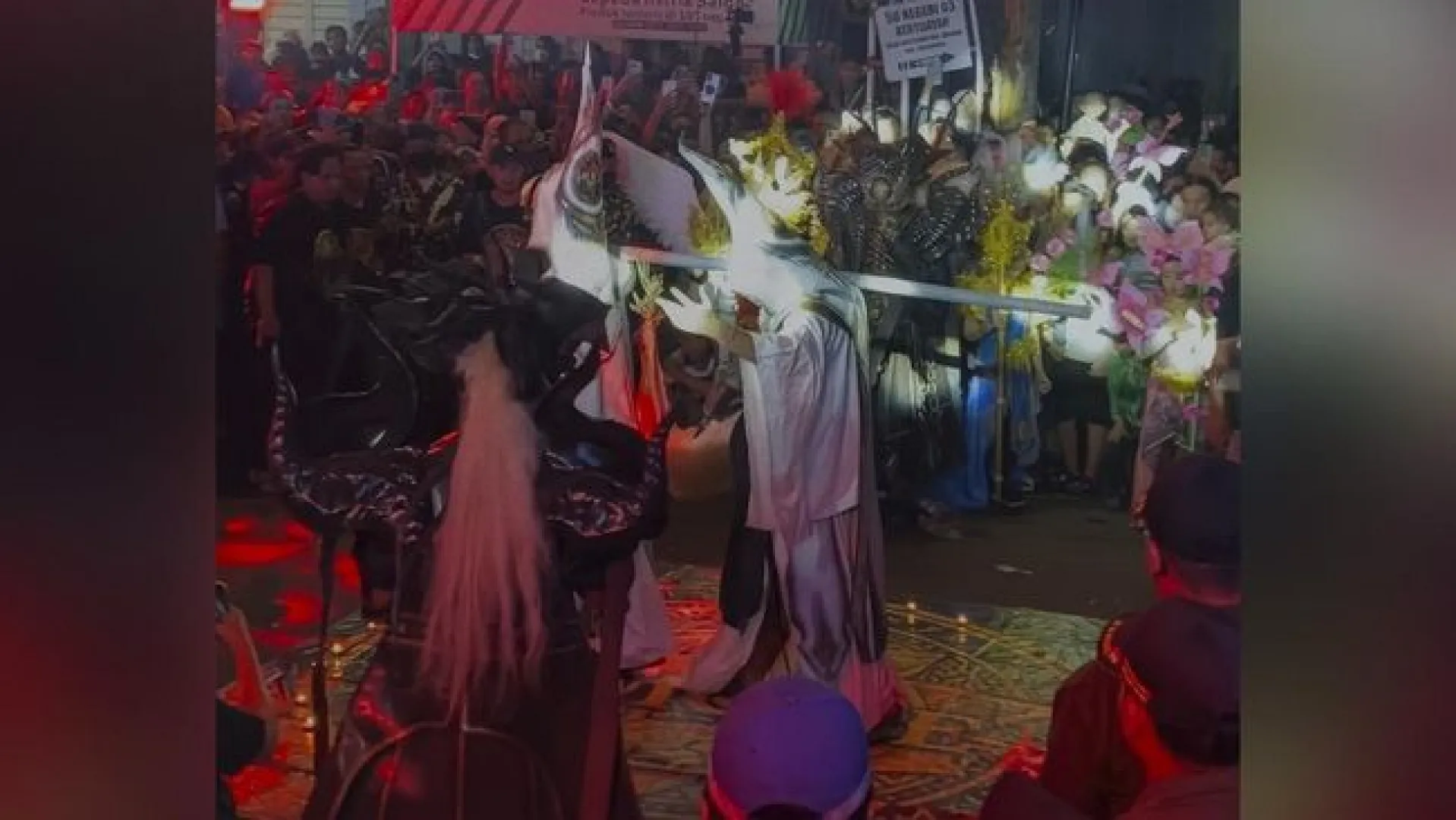 MUI Kritik Karnaval Maulid Bernuansa Satanis di Pekalongan