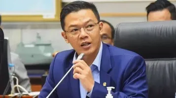 Sugiono Geser dari Menlu ke Menko PMK