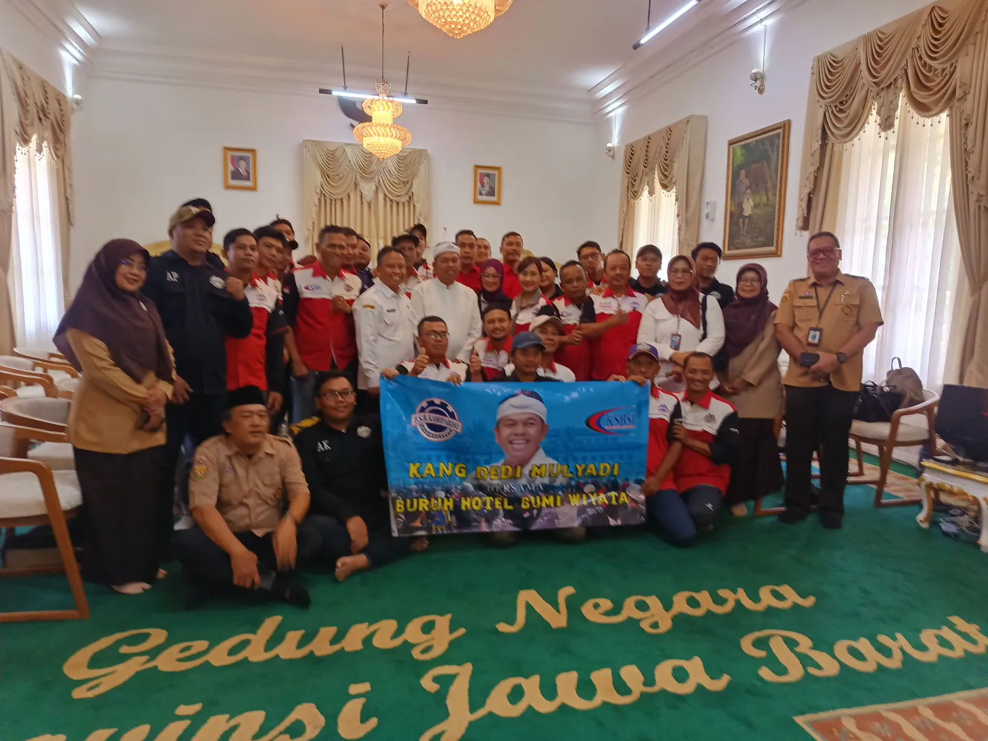 Didampingi Supian Suri, Pekerja Hotel Bumi Wiyata Depok Adukan Polemik Pesangon ke KDM