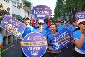 Surabaya ISOPLUS Marathon 2026 Dorong Sport Tourism dan Ekonomi Kota Pahlawan