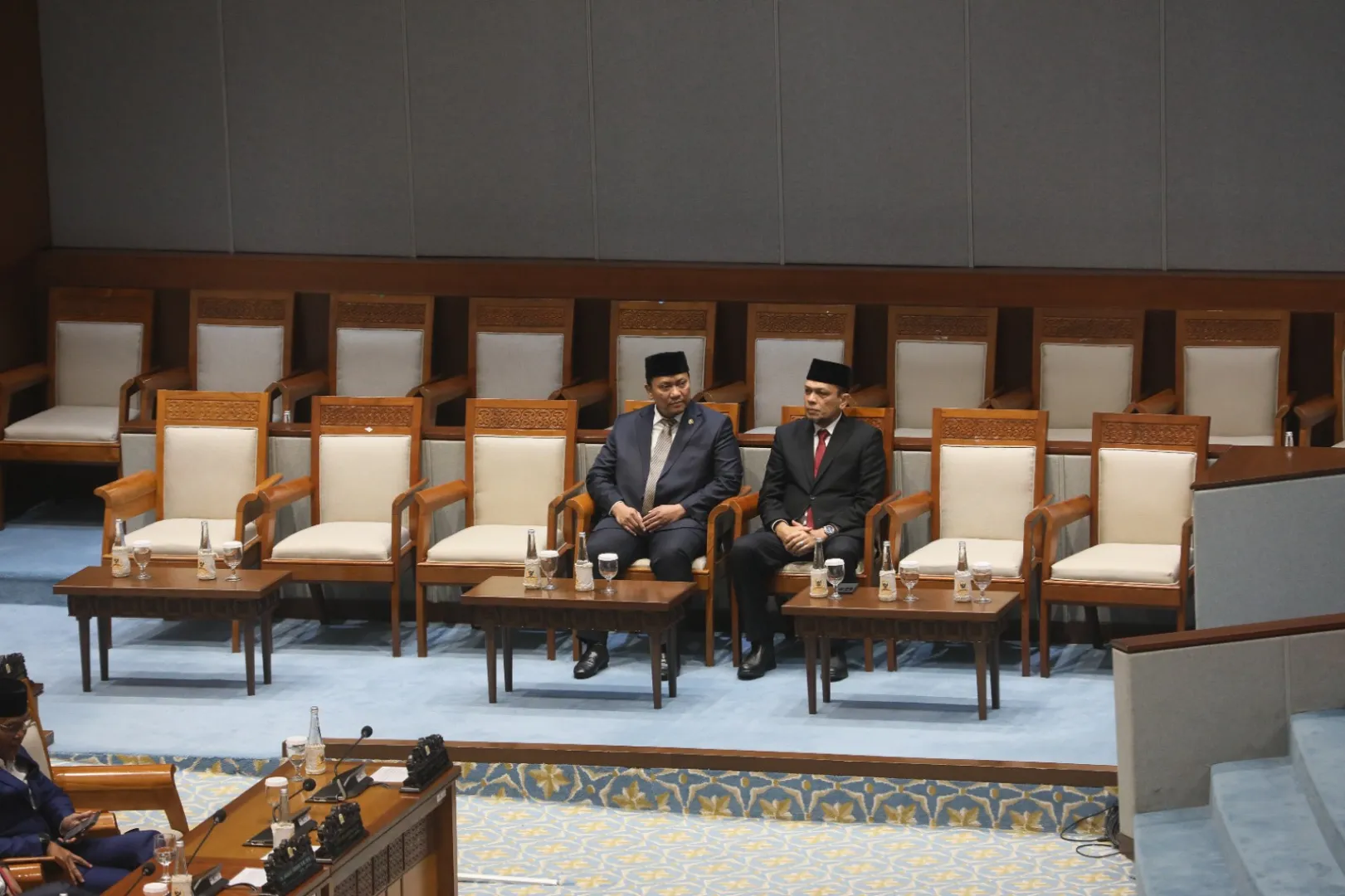 DPR Tetapkan Nyoman Adhi Suryadnyana dan Khaidir Abdurrahman Anggota BPK 2026 - 2031
