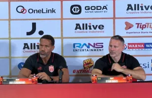 Soal Duel Legenda Arsenal vs Man United, Rio Ferdinand: Kami Ingin Menang!