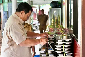 86 Persen Ekonom Khawatir MBG Tak Penuhi Ekspektasi, Target Ekonomi 8 Persen Disorot