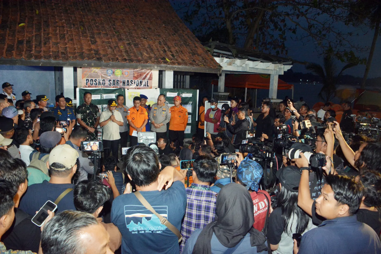 Pencarian Hari Ke-7, Lima Jurnalis dan Tiga Awak ABK Diperpanjang 3 Hari.
