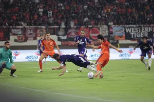 Duel Panas! Persita Tumbangkan Persija Lewat Kemenangan Dramatis 3-2
