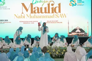 Rayakan Harlah ke-8, Harakah Majelis Taklim (HMT) Launching Modul Taklim dan Salurkan 10 Unit Gerobak UMKM Kepada Jamaah Majelis Taklim