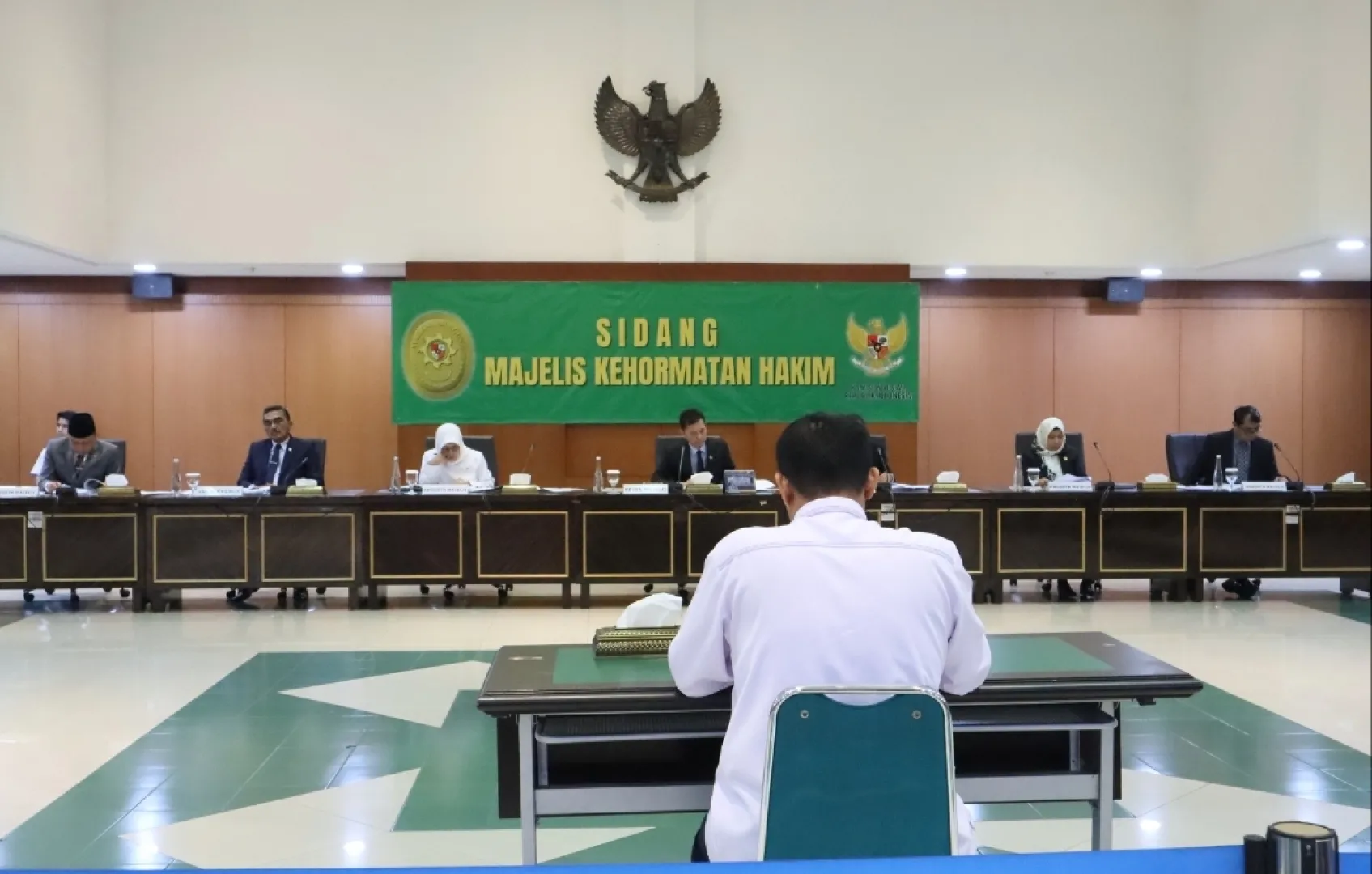 Ngamar di Jam Kerja, Hakim Pengadilan Agama Disanksi Nonpalu 2 Tahun   