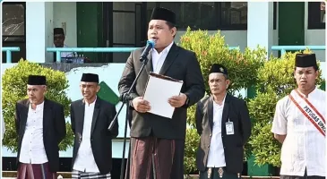 Peringati Hari Santri 2026, Nasruddin Kobarkan Semangat Santri di Kepulauan Seribu