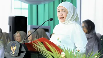 Khofifah Pimpin Upacara Hari Santri 2026 di Pacitan, Ini Tiga Pesan Penguatan untuk Santri se-Jawa Timur
