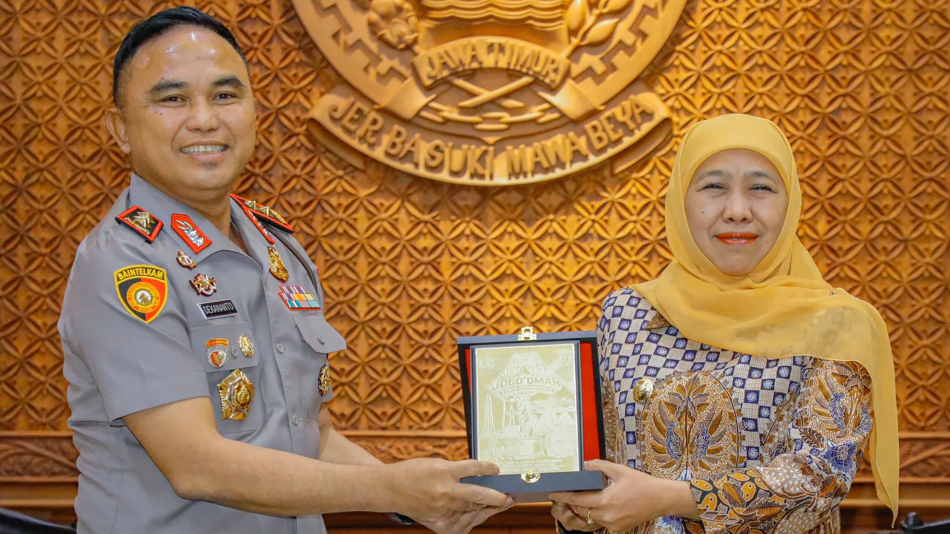 Gubernur Khofifah Terima Kunjungan Kapolda Jatim: Jaga Omah Jatim dan Kondusivitas Daerah