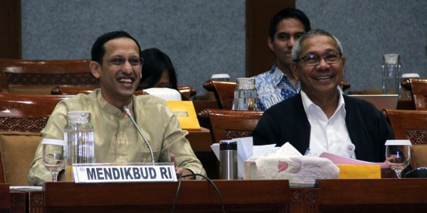 Mendikbud Nadiem Makarim Raker Dengan Komisi X DPR - Telusur