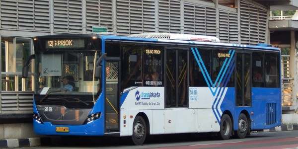 Transjakarta Bantah Puluhan Bus Berhenti Beroperasi Karena Mangkrak ...