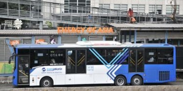 Dishub DKI Bantah Bus Transjakarta Mangkrak - Telusur