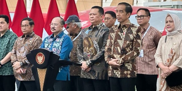 Bamsoet Apresiasi Keberhasilan Presiden Jokowi Hadirkan Kereta Cepat ...